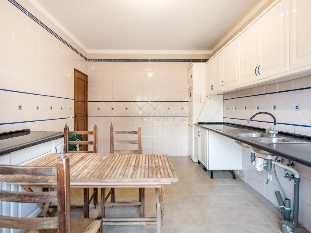 Moradia com 6 quartos - Image 49