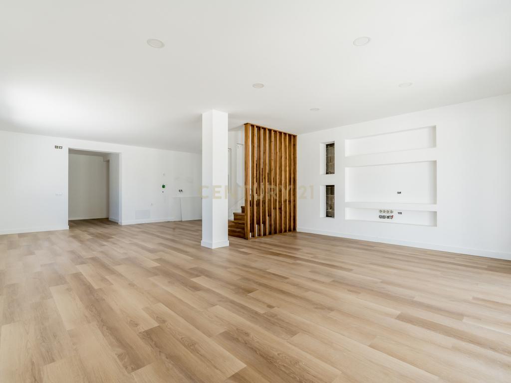 Moradia nova com 3 quartos em Albufeira - Image 4