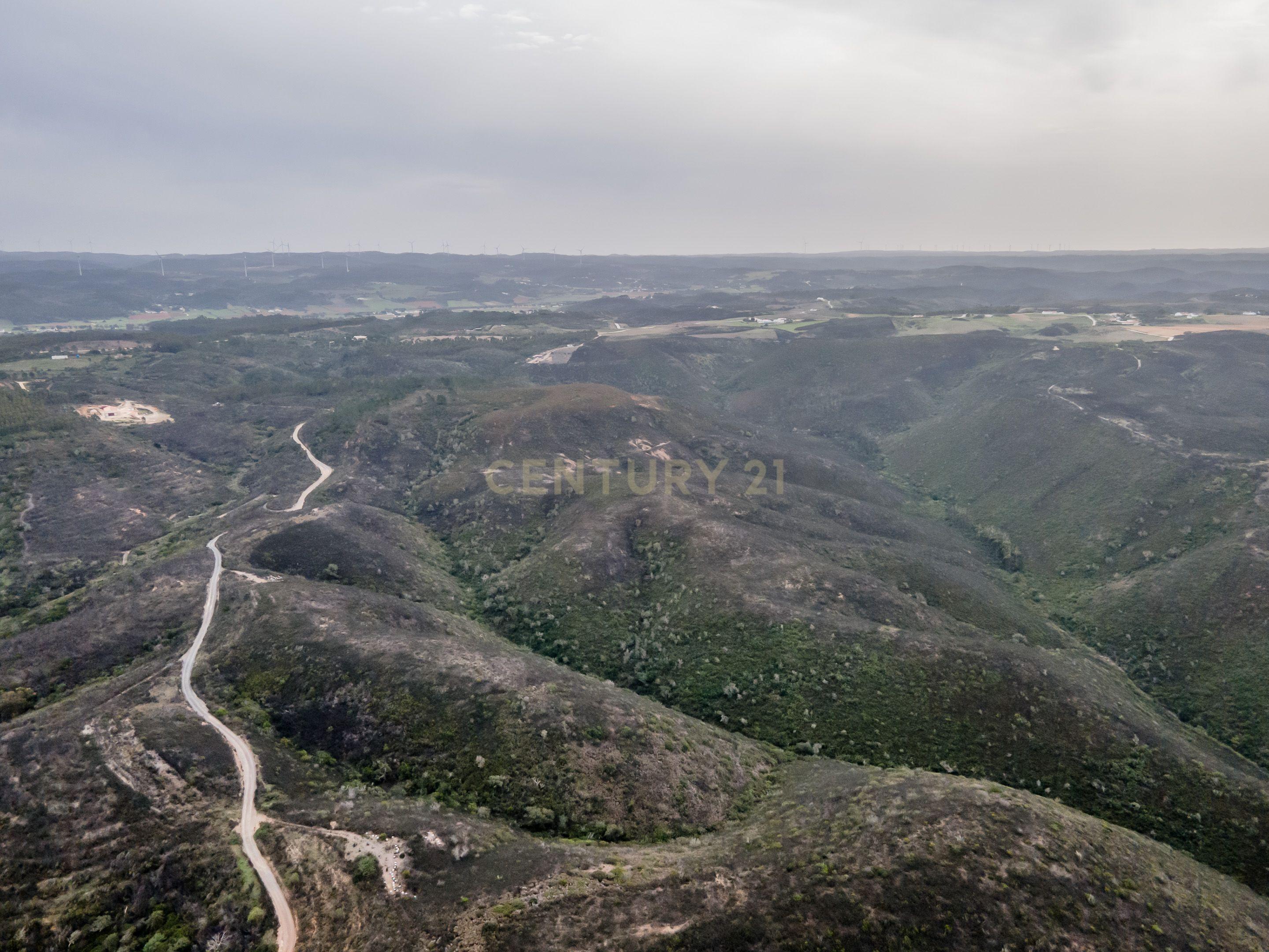 Terreno à Venda em Aljezur – 33,6 Hectares com Potencial Único! - Image 2