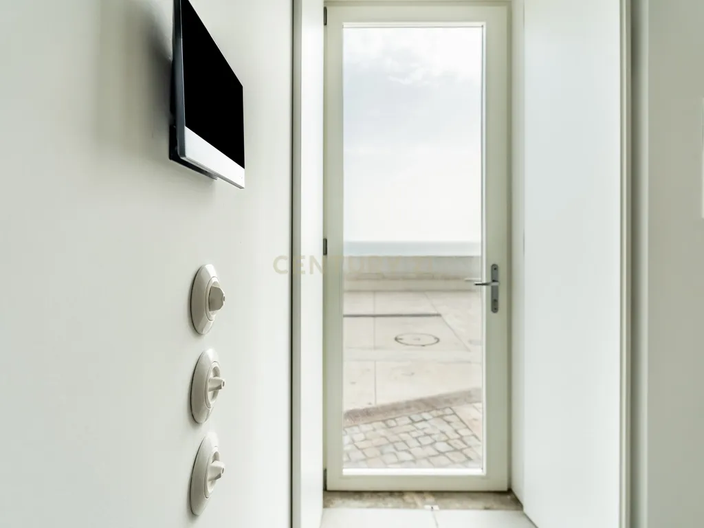 Moradia em primeira linha Mar com piscina no Terraço. Com uma Vista única! - Image 44