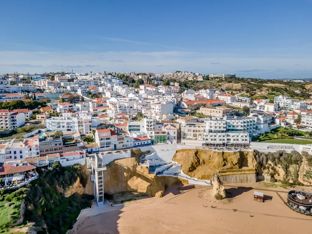 Moradia em primeira linha Mar com piscina no Terraço. Com uma Vista única! - Image 56