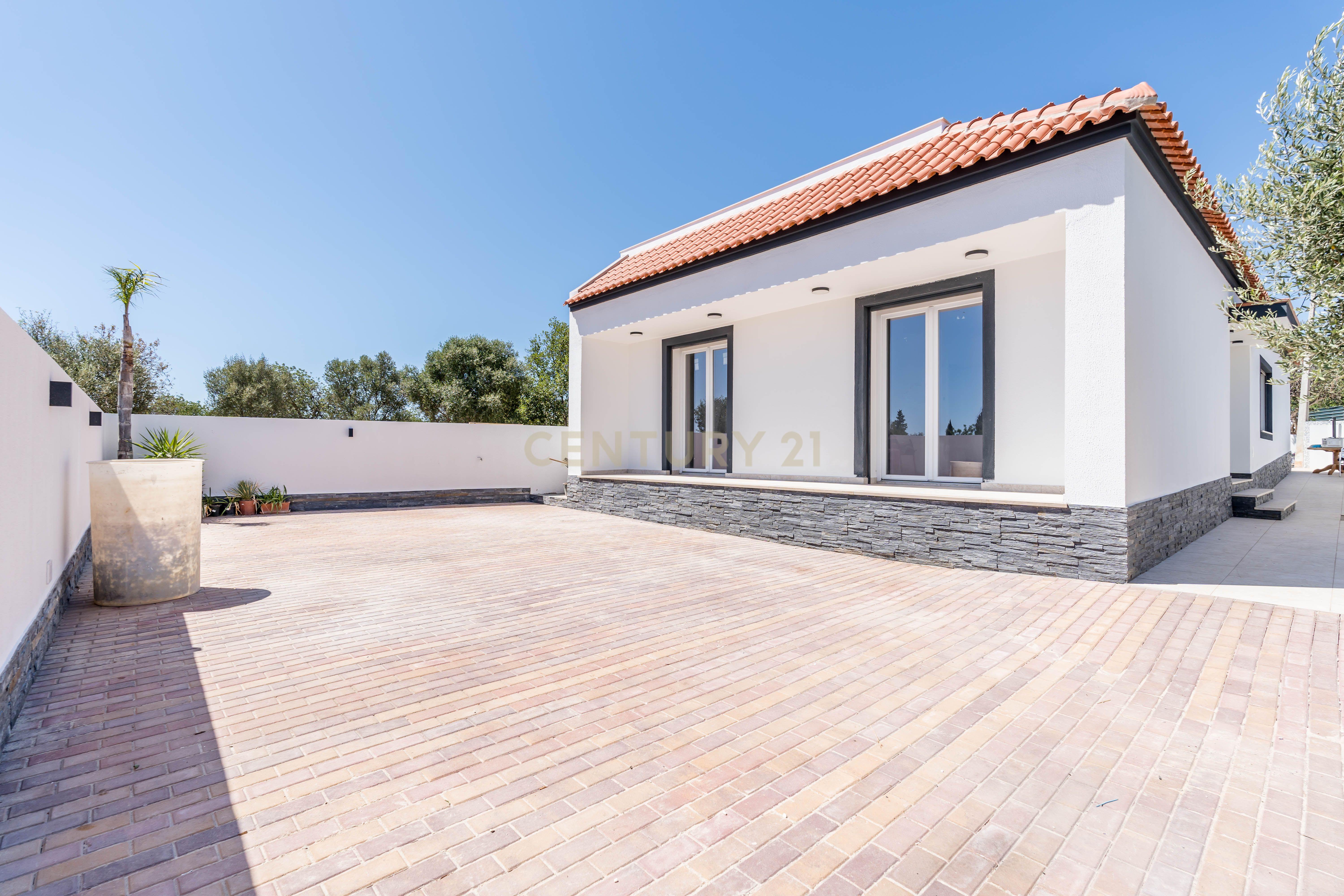 Moradia nova com 3 quartos em Albufeira - Image 17