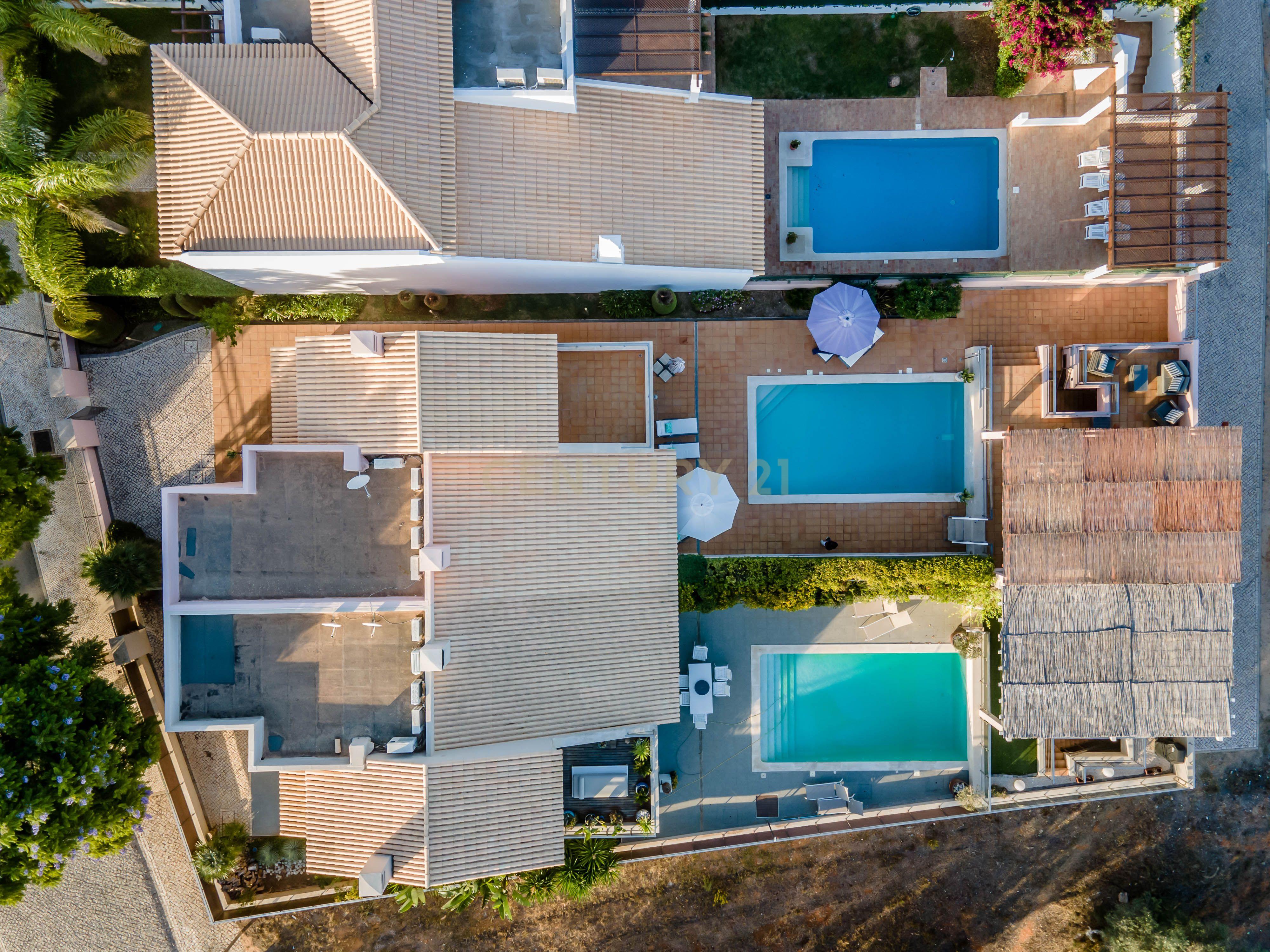 Deslumbrante Moradia T5 em Vilamoura com uma área total de 265m2 - Image 58