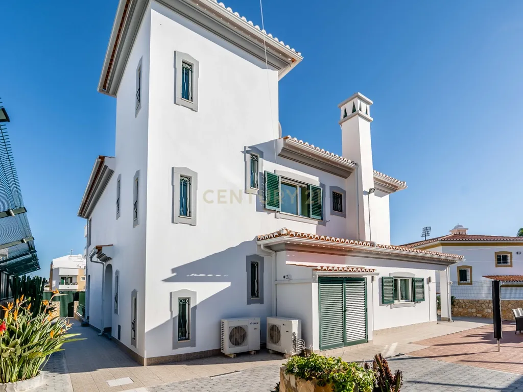 Moradia V4+1 em Excelente Estado na Quinta do Infante - Albufeira - Image 21