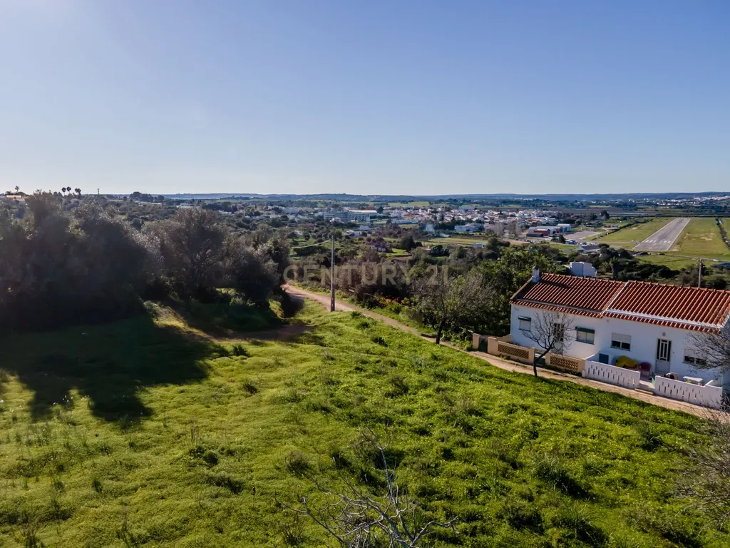 TERRENO COM RUÍNA COM VISTAS ESPETACULARES NOS MONTES DE ALVOR! - Image 7