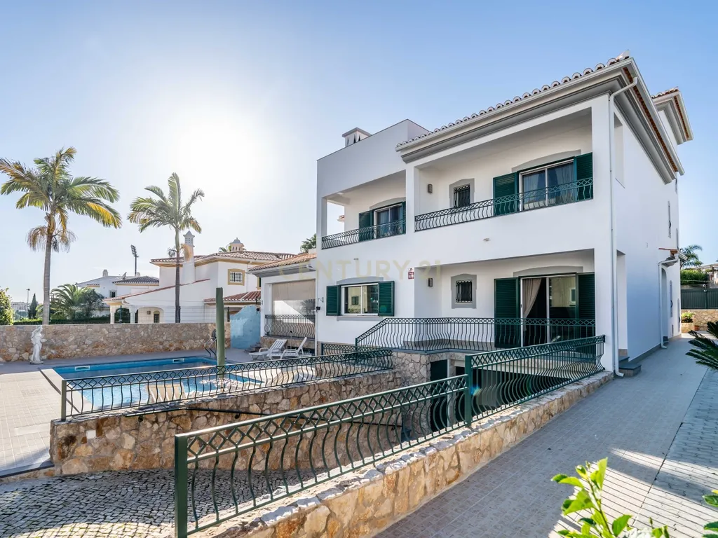 Moradia V4+1 em Excelente Estado na Quinta do Infante - Albufeira - Image 23