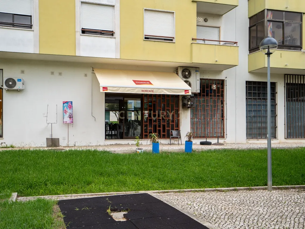 Trespasse de Café, Pastelaria/ Padaria, Snack-Bar/ Charcutaria e negócio no Sobralinho - Image 10