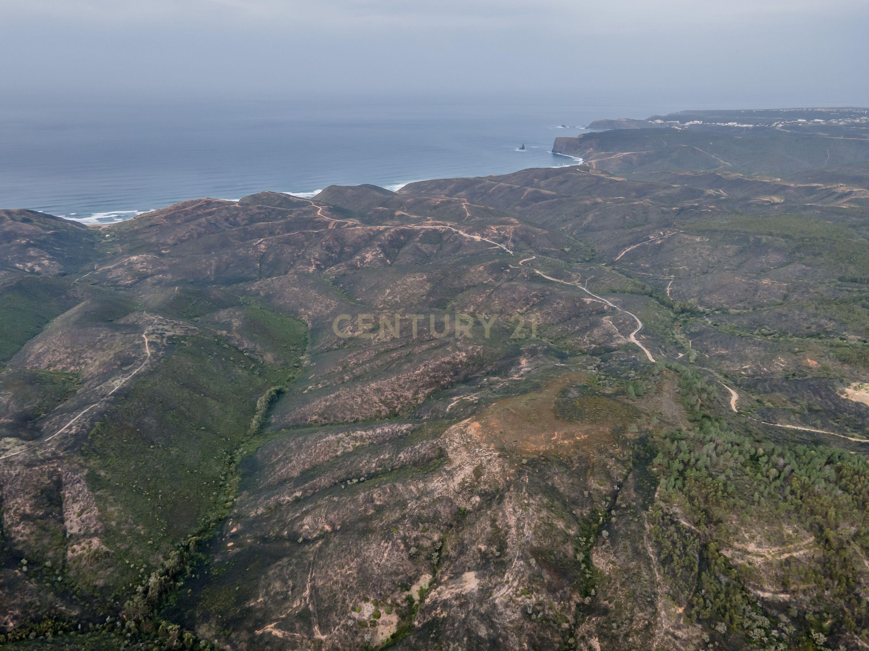 Terreno à Venda em Aljezur – 33,6 Hectares com Potencial Único! - Image 10