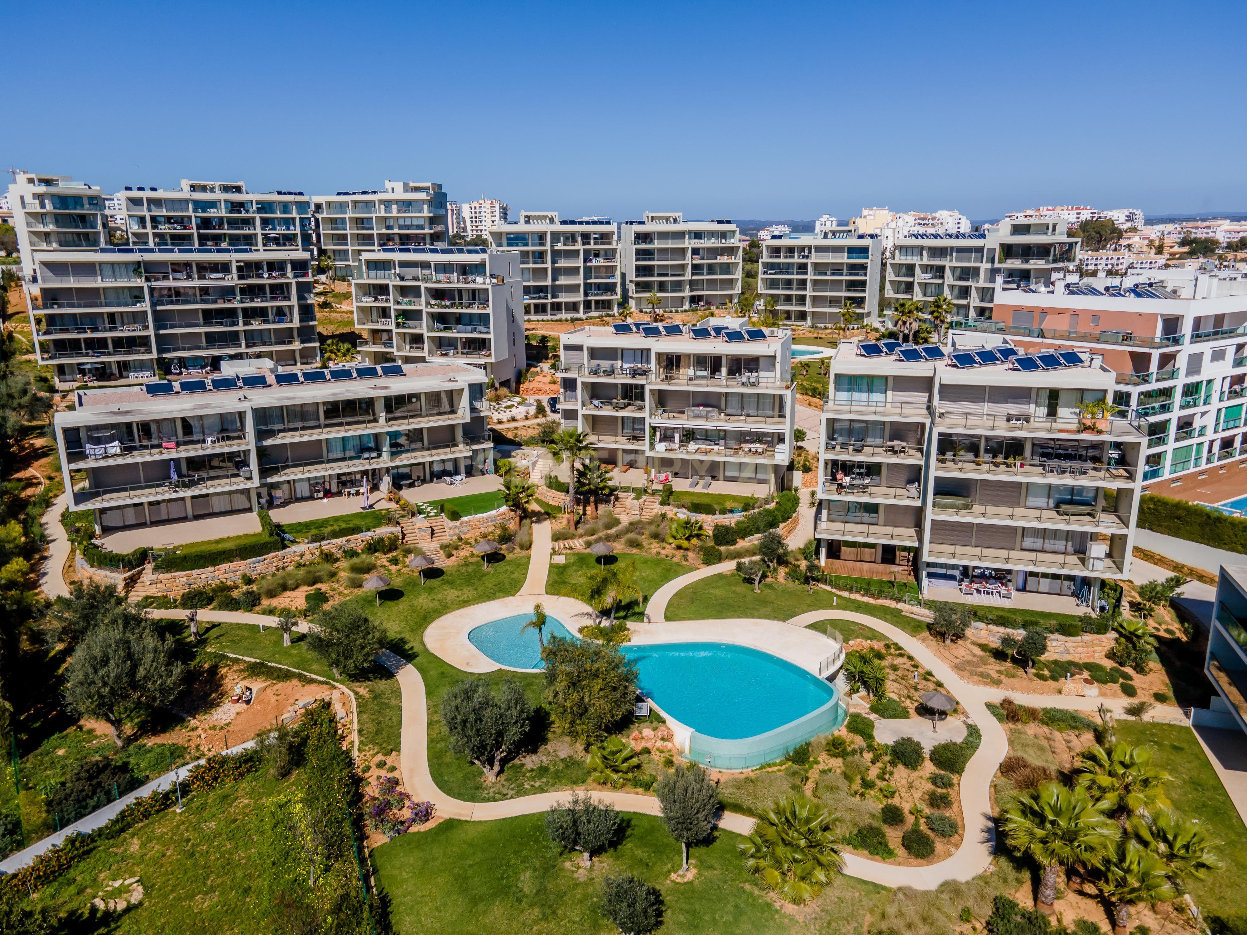 Apartamento T3 no Condominio Oasis Mar - Image 13