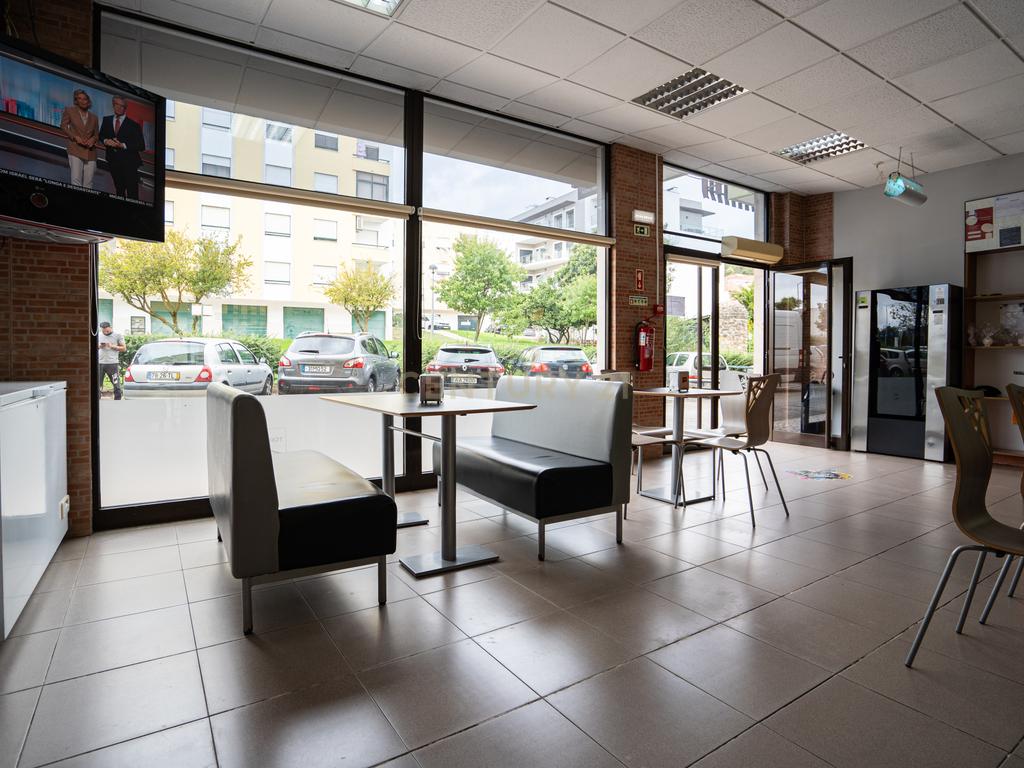 Trespasse de Café, Pastelaria/ Padaria, Snack-Bar/ Charcutaria e negócio no Sobralinho - Image 18