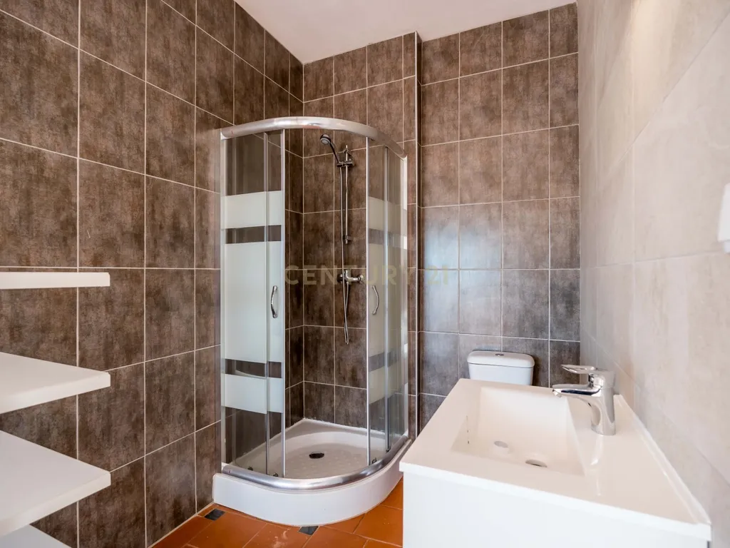 Moradia T4 com Piscina no Monte Canelas, Portimão - Image 34
