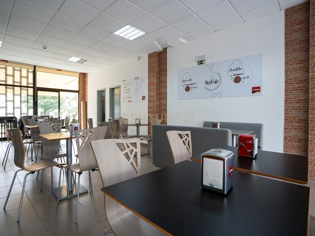 Trespasse de Café, Pastelaria/ Padaria, Snack-Bar/ Charcutaria e negócio no Sobralinho - Image 22