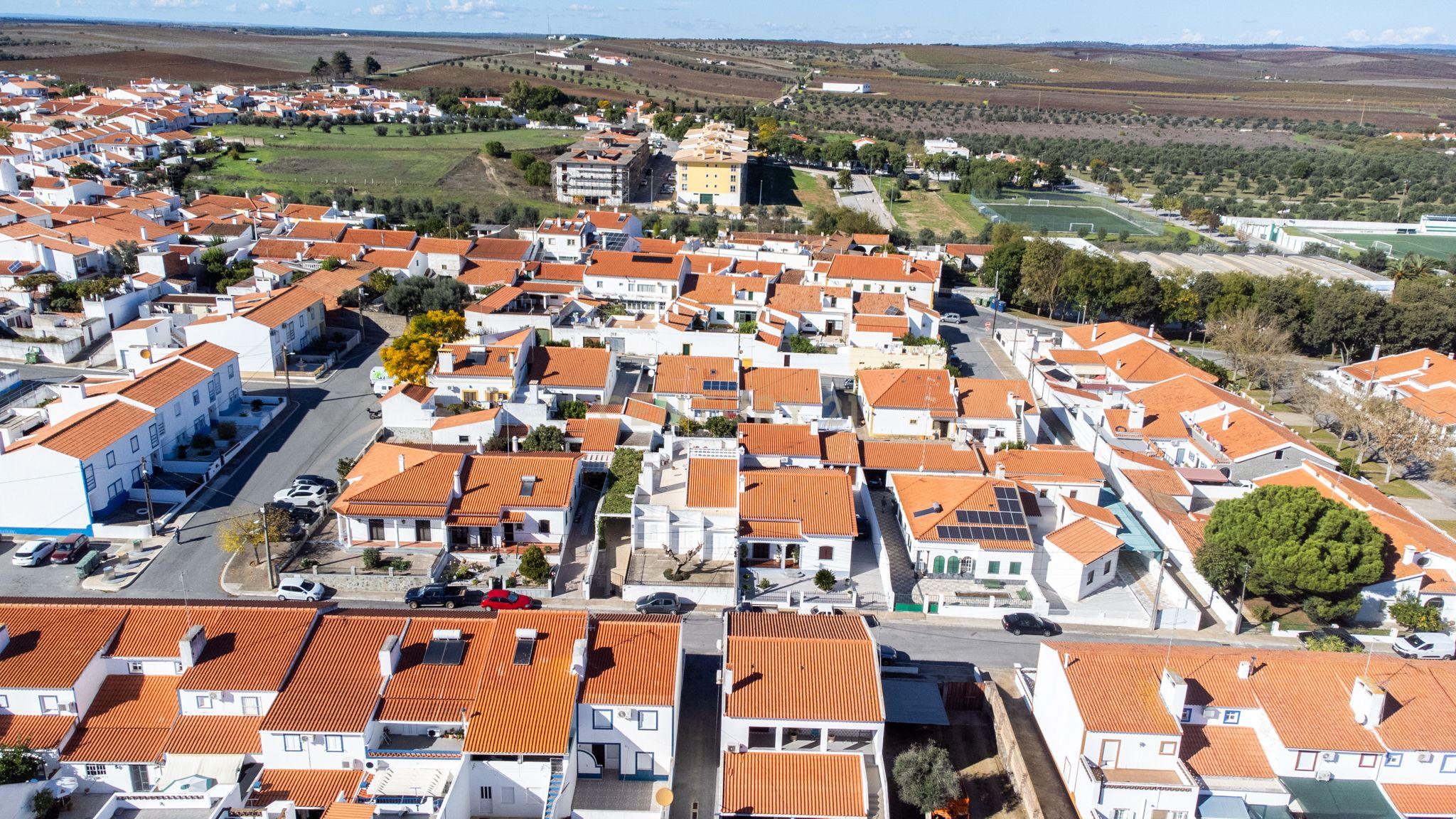 MORADIA INDEPEDENTE T3 + 2 EM REGUENGOS DE MONSARAZ - Image 76