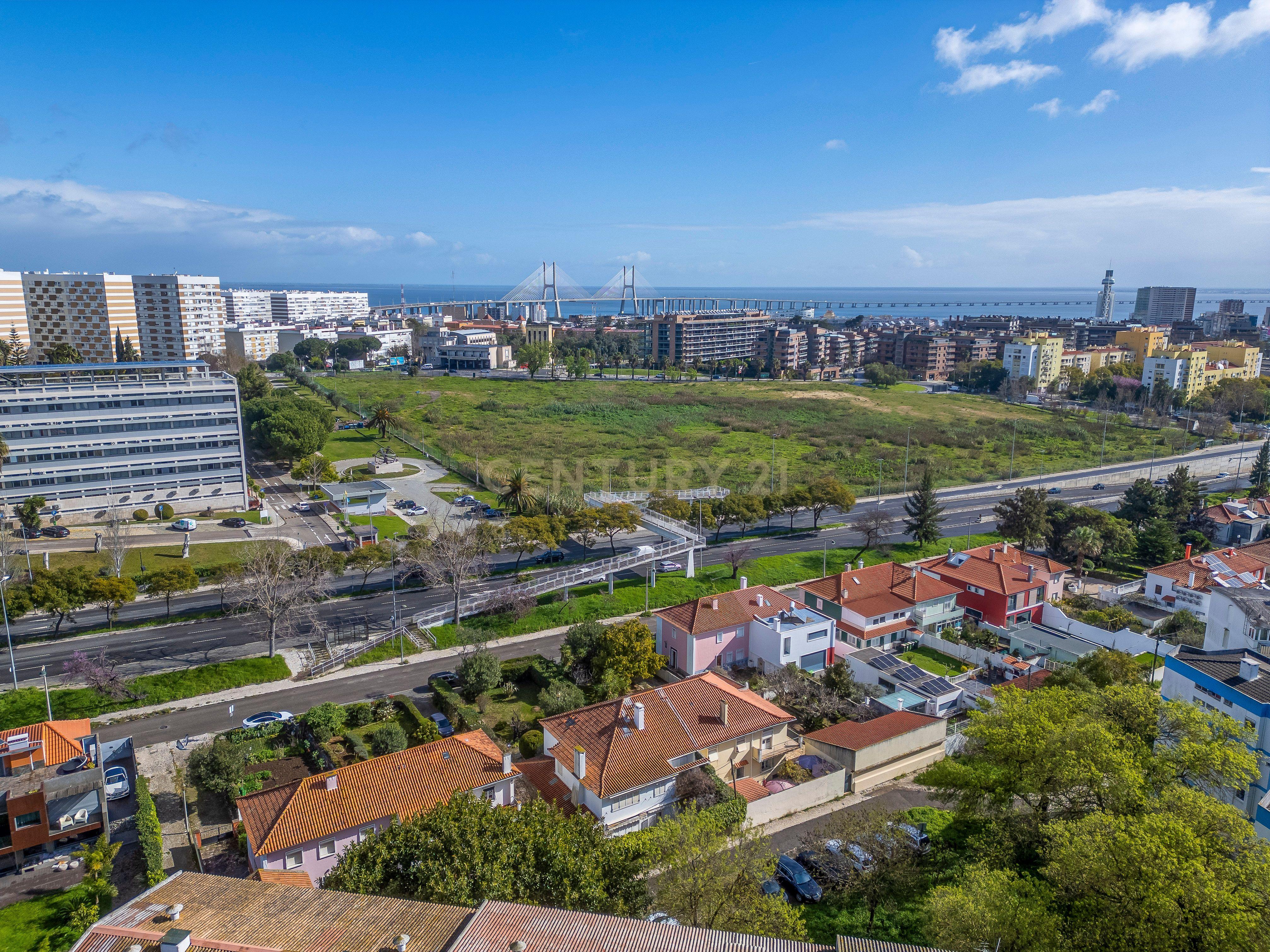 Moradia - Olivais Norte - Image 17