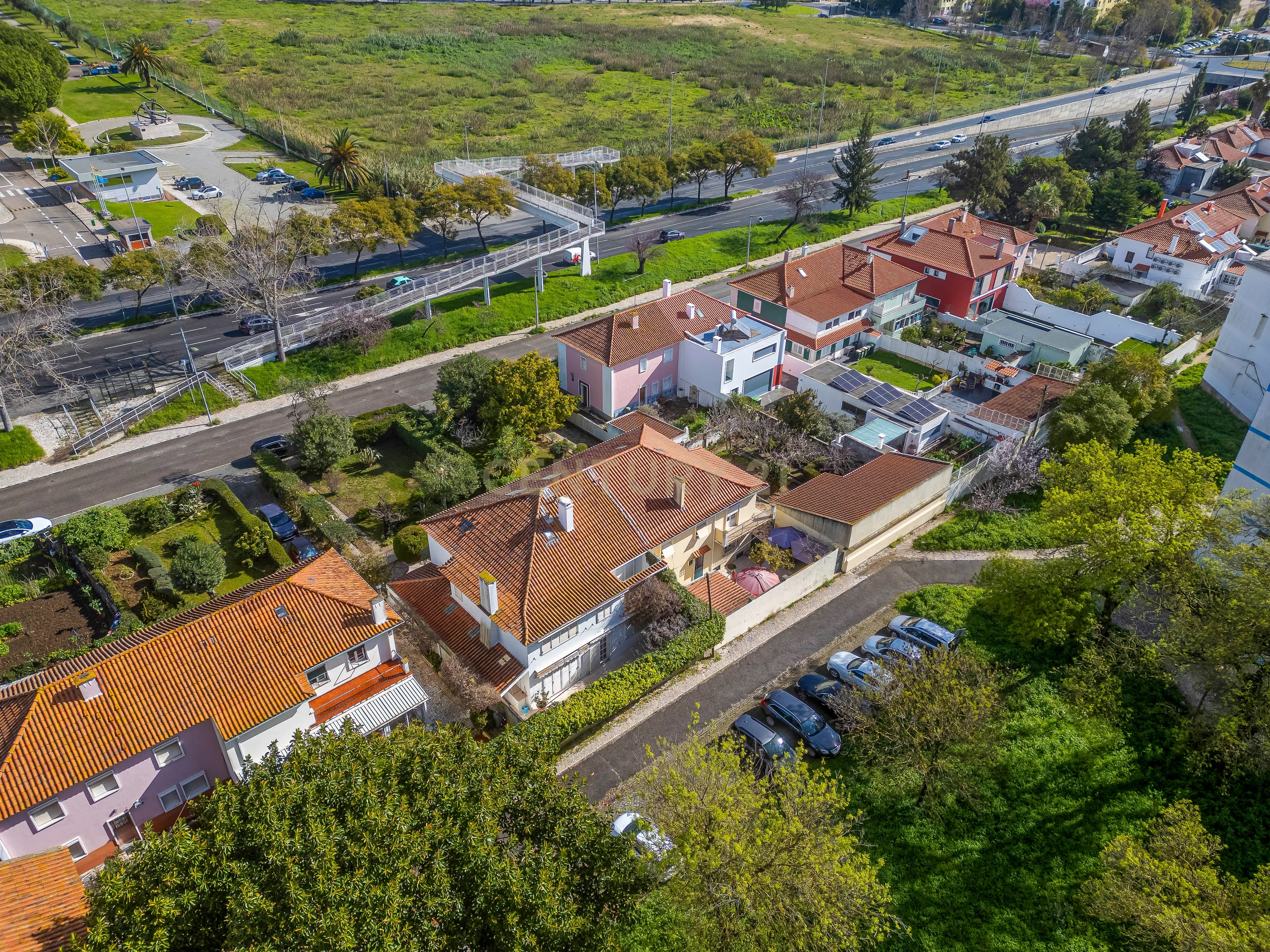 Moradia - Olivais Norte - Image 1
