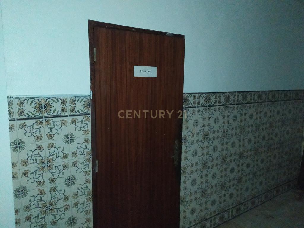 Espaço comercial numa zona privilegiada em  Alvalade ( Lisboa) - Image 23