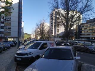 Espaço comercial numa zona privilegiada em Alvalade ( Lisboa) - Image 35
