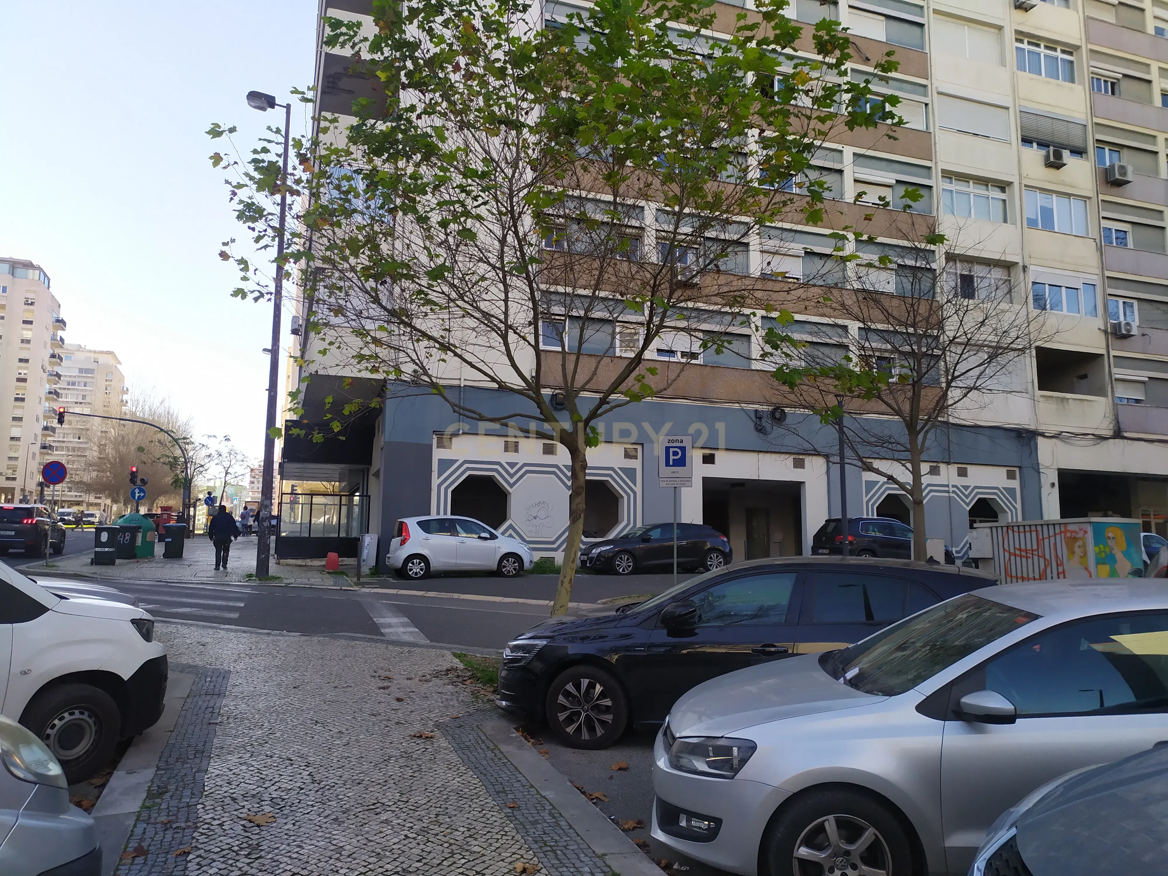 Espaço comercial numa zona privilegiada em Alvalade ( Lisboa) - Image 36