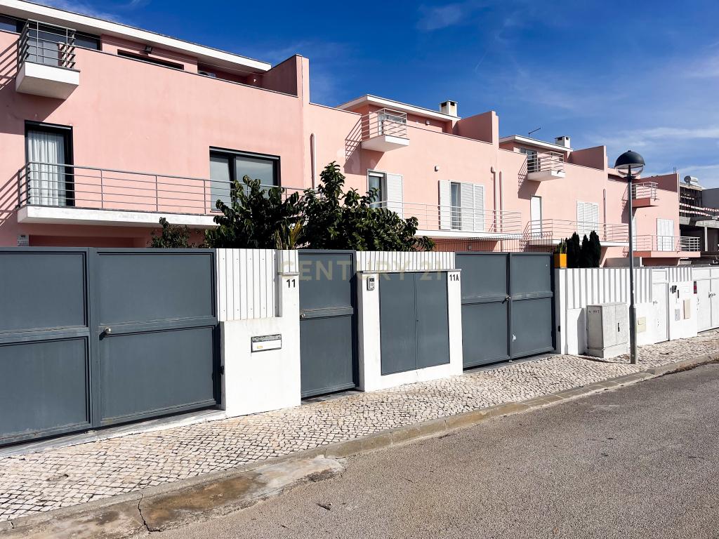 Lote de Terreno para Construção na Cotovia, Sesimbra! - Image 2