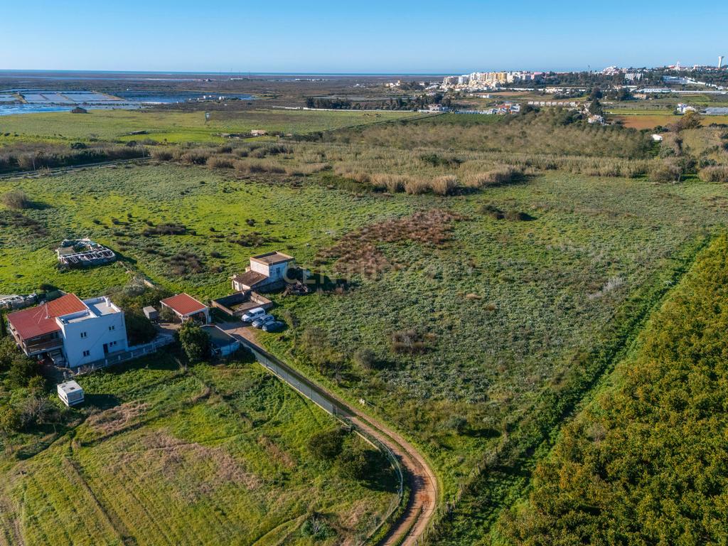 Moradia para reabilitar | Terreno 27757m2 | Faro | Algarve - Image 14