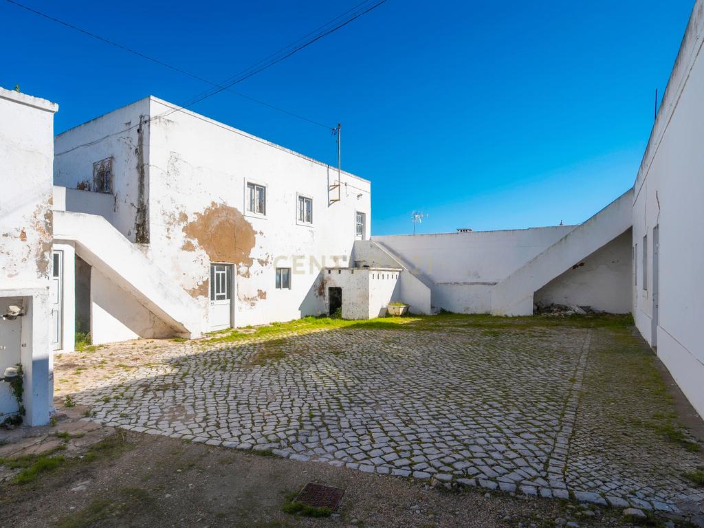 Moradia para reabilitar | Terrreno 4759m2 | Faro | Algarve - Image 24