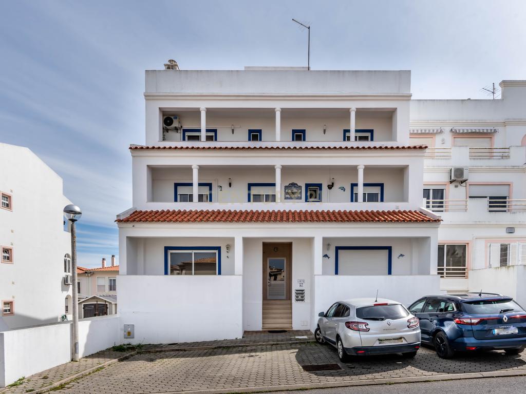 Apartamento T3 com áreas generosas, Garagem em Box, em Portimão - Image 29