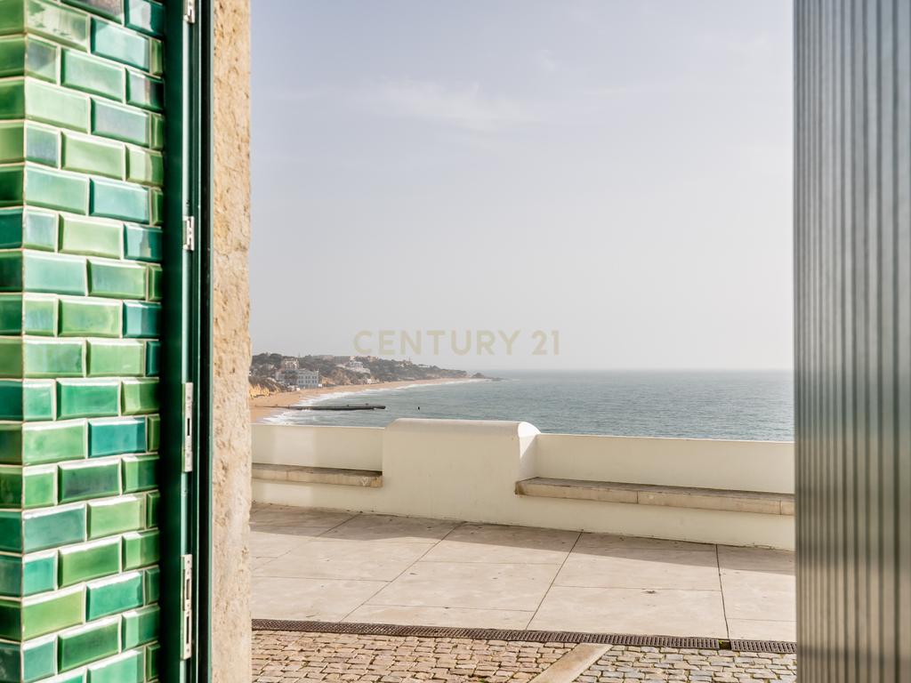 Moradia em primeira linha Mar com piscina no Terraço. Com uma Vista única! - Image 3