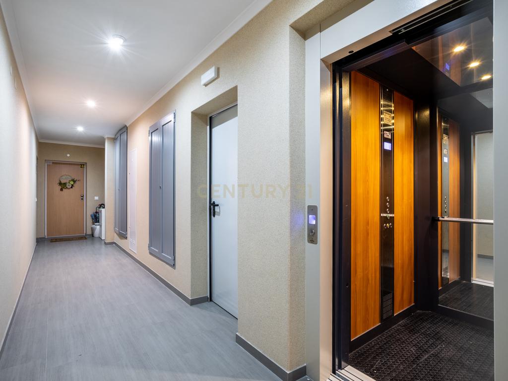 Apartamento T2 Com Vista Mar em Nazaré - Image 31