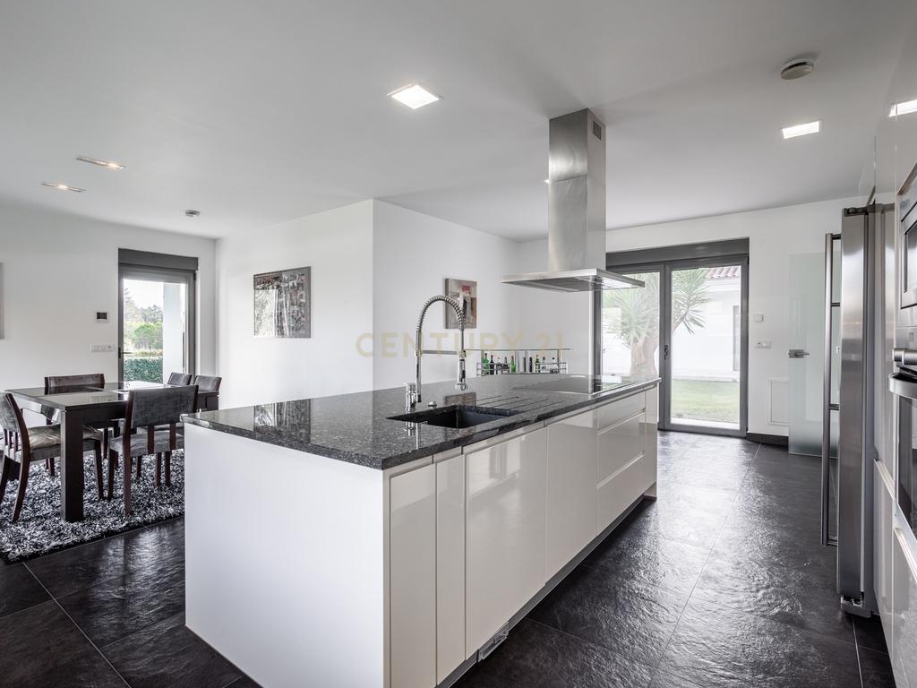Moradia T6 | Coimbrão | Piscina | Praia - Image 13