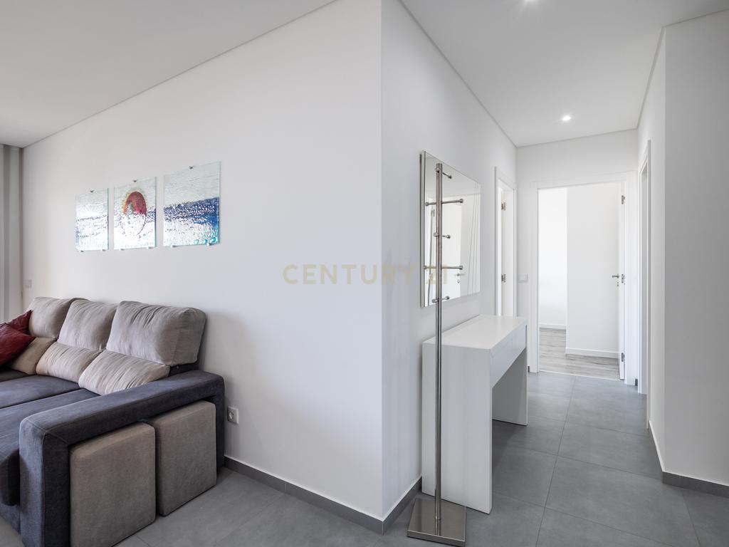 Apartamento T2 Com Vista Mar em Nazaré - Image 21