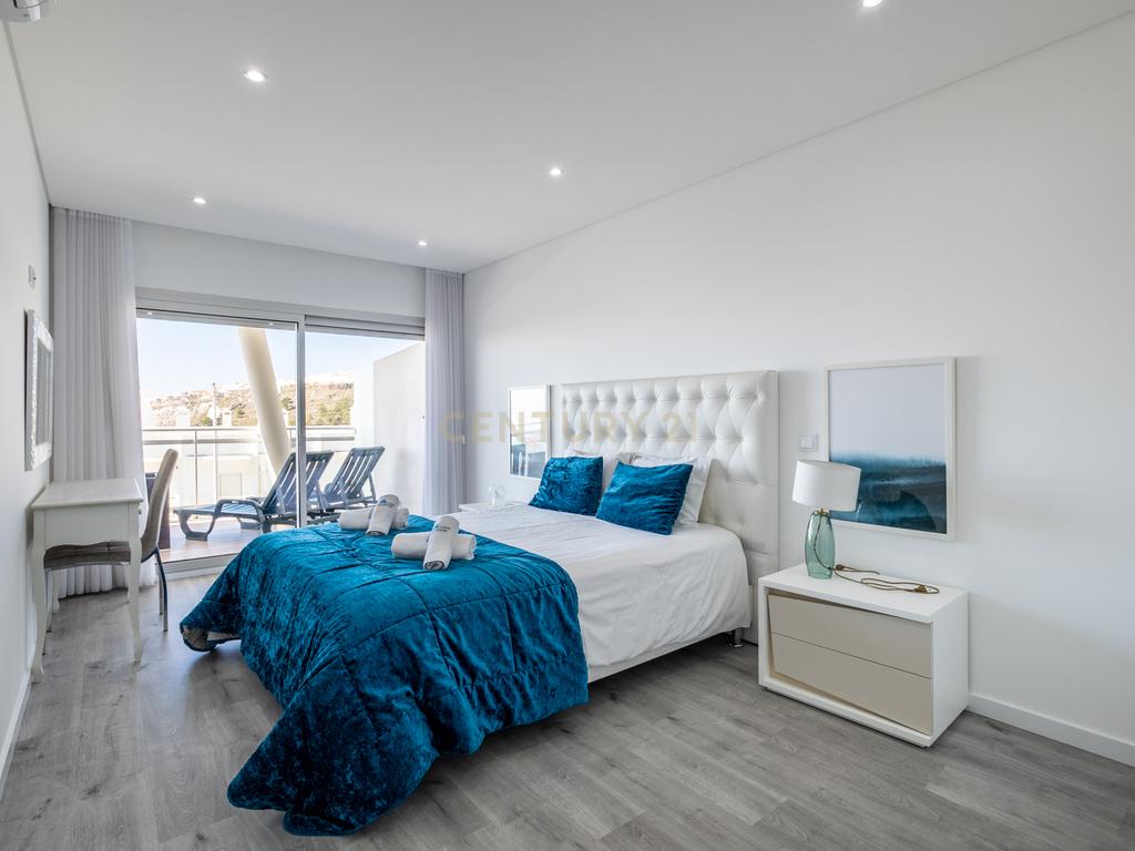 Apartamento T2 Com Vista Mar em Nazaré - Image 23