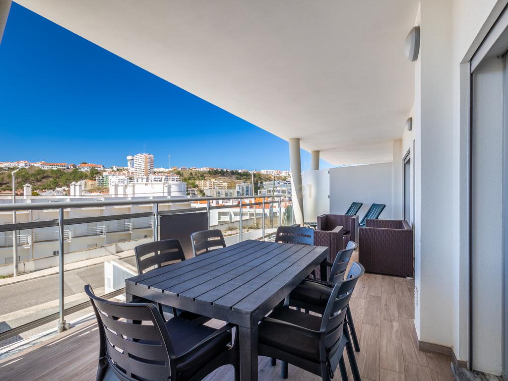 Apartamento T2 Com Vista Mar em Nazaré - Image 29
