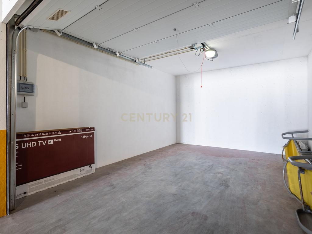Apartamento T2 Com Vista Mar em Nazaré - Image 32