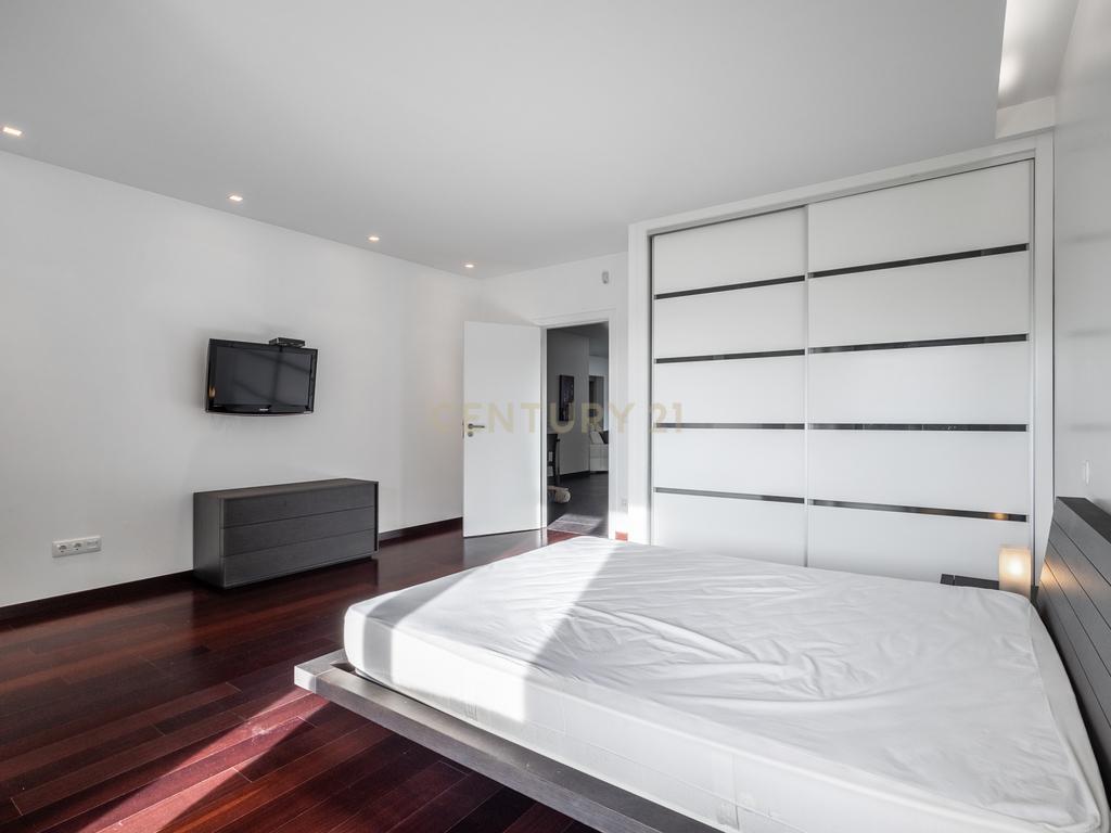 Moradia T6 | Coimbrão | Piscina | Praia - Image 32