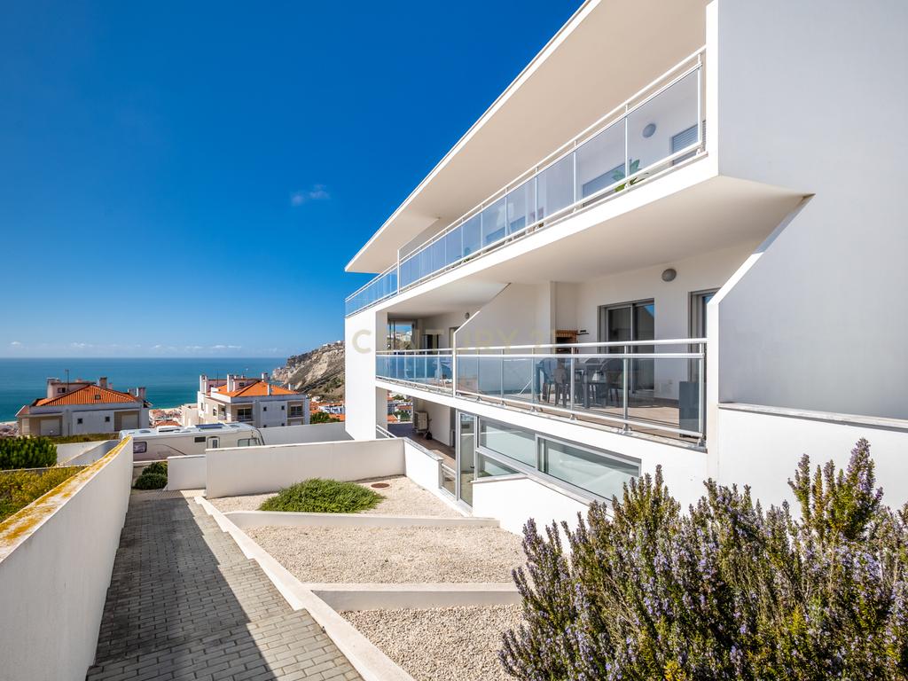Apartamento T2 Com Vista Mar em Nazaré - Image 34