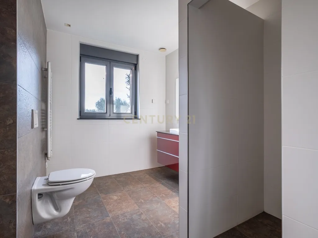 Moradia T6 | Coimbrão | Piscina | Praia - Image 34