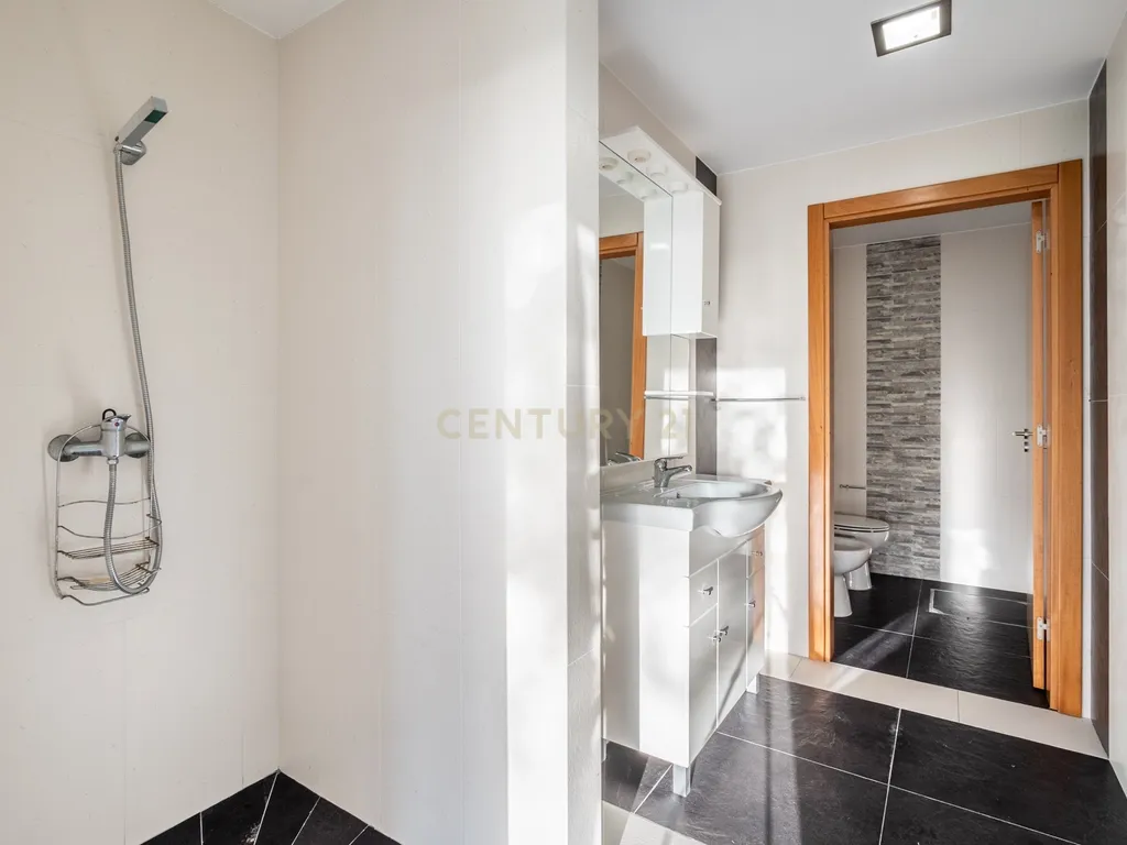 Moradia T6 | Coimbrão | Piscina | Praia - Image 69