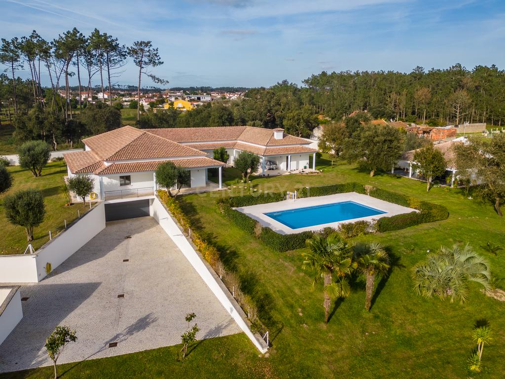 Moradia T6 | Coimbrão | Piscina | Praia - Image 2