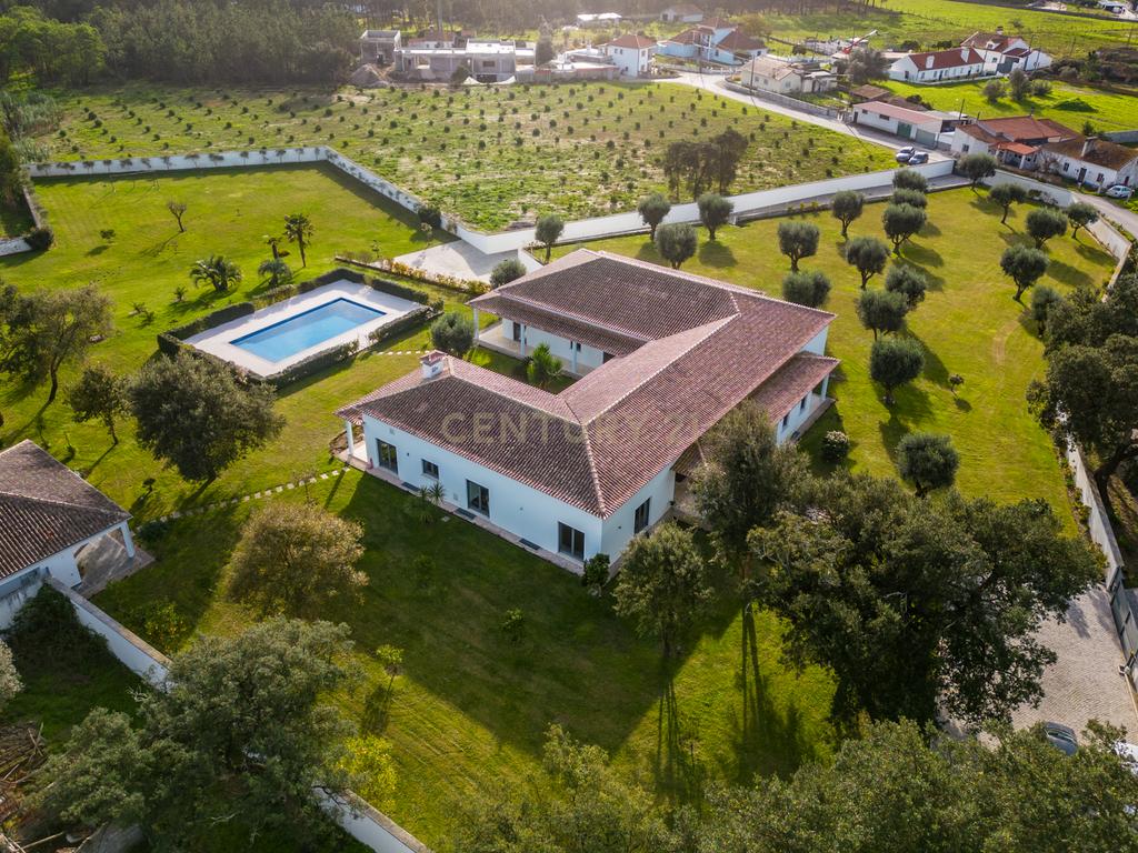 Moradia T6 | Coimbrão | Piscina | Praia - Image 1
