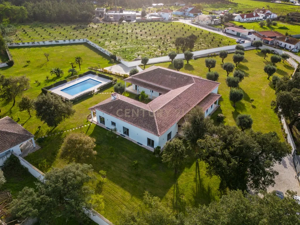 Moradia T6 | Coimbrão | Piscina | Praia - Image 1