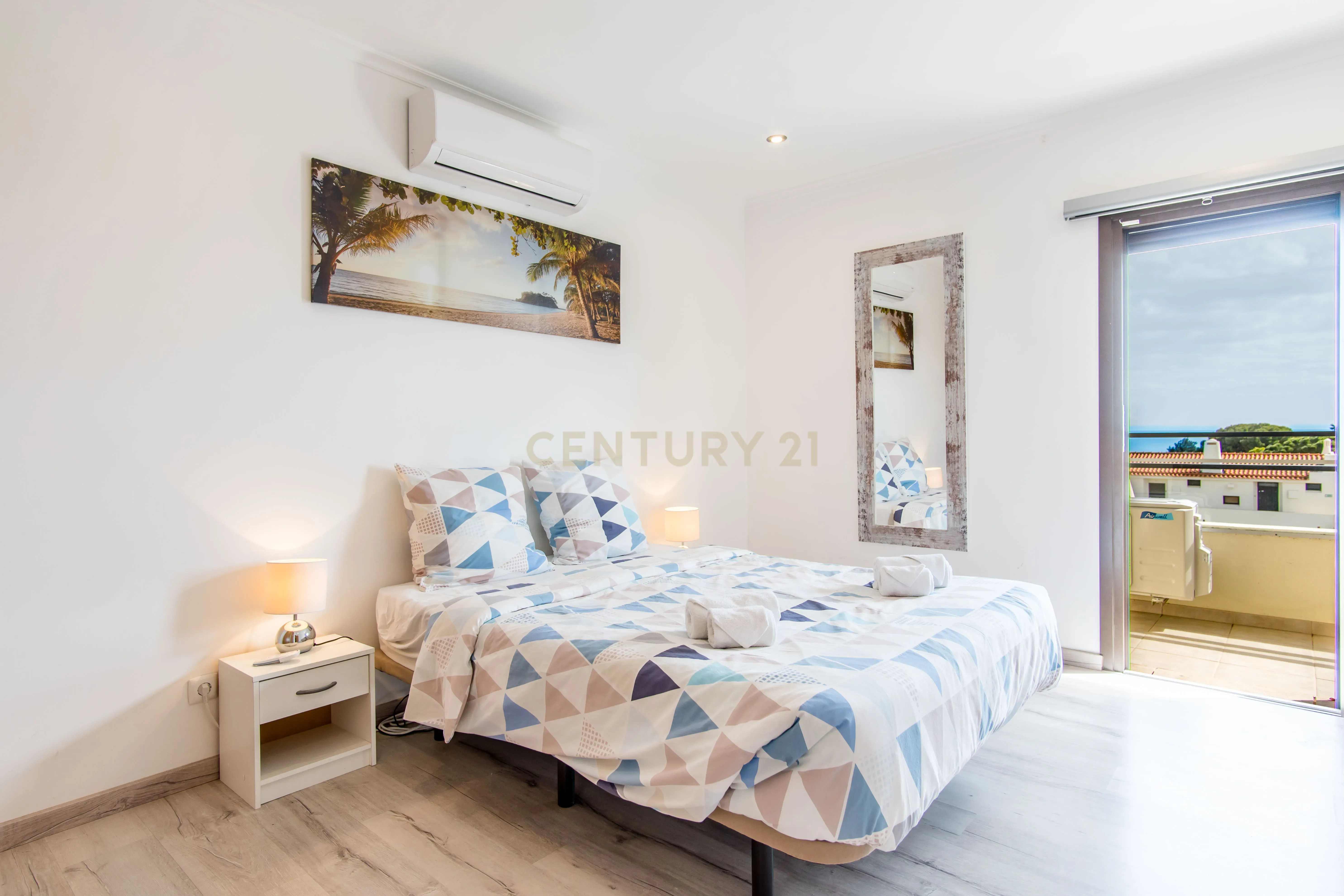 Apartamento T1 com vista mar a 800 metros do centro histórico e da praia de Albufeira - Image 14