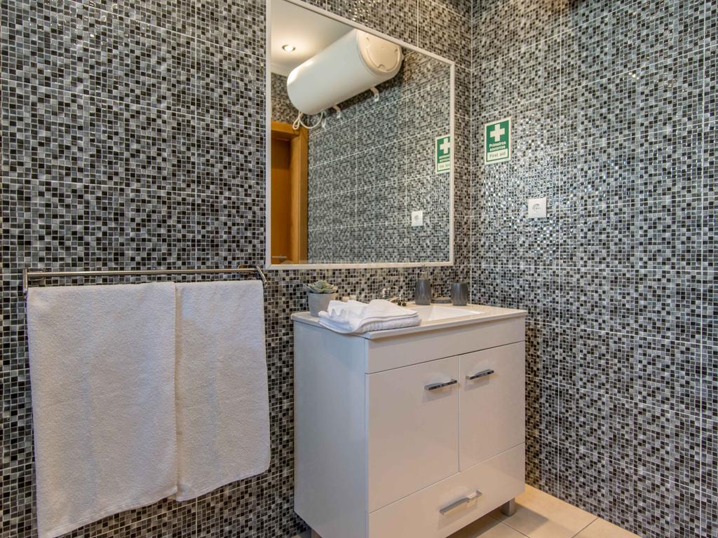 Apartamento T1 com vista mar a 800 metros do centro histórico e da praia de Albufeira - Image 17