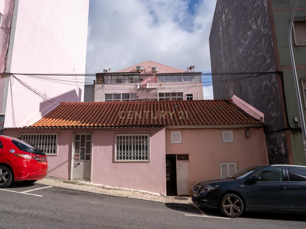 Prédio para Venda na Brandoa – Propriedade Total – Excelente Oportunidade de Investimento - Image 2