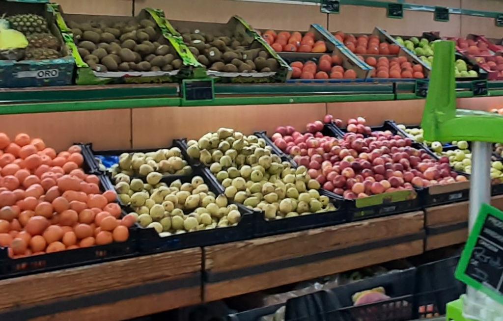 OEIRAS 2 Lojas para venda com Yeld de 7,5% - Image 7