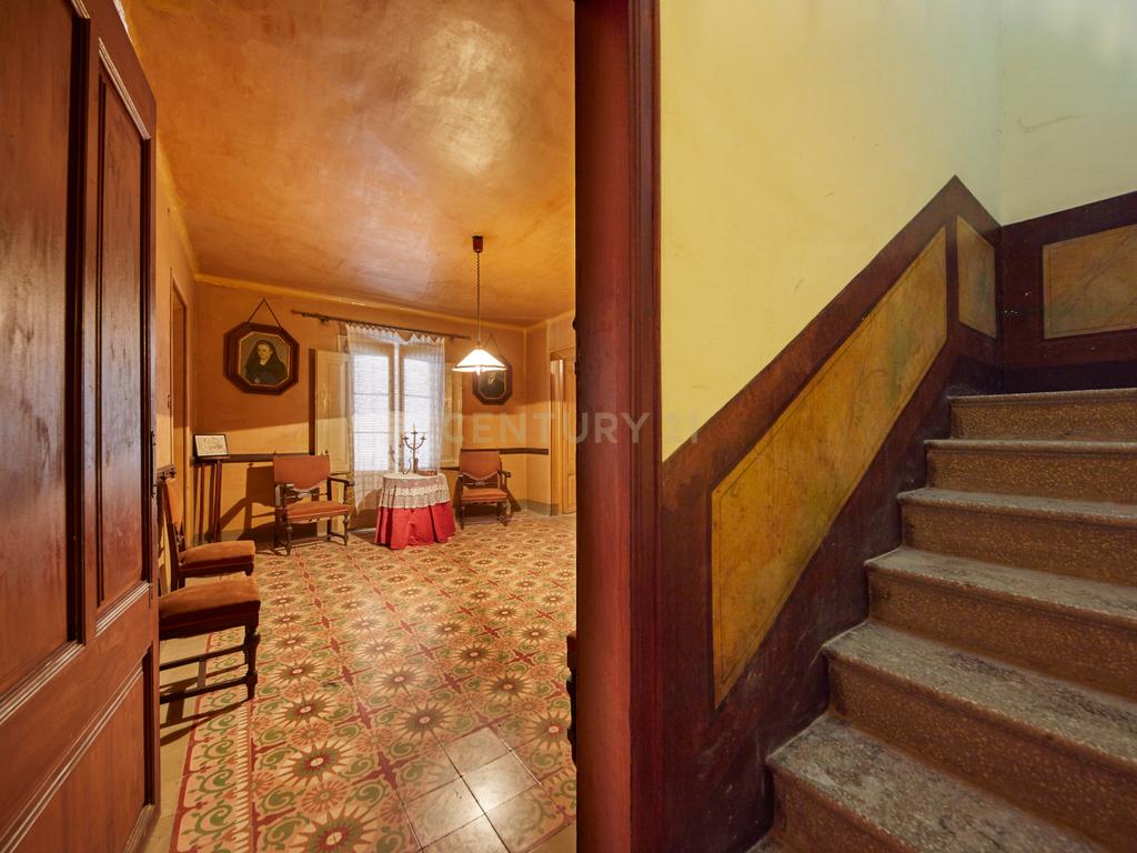 undefined - Image 12