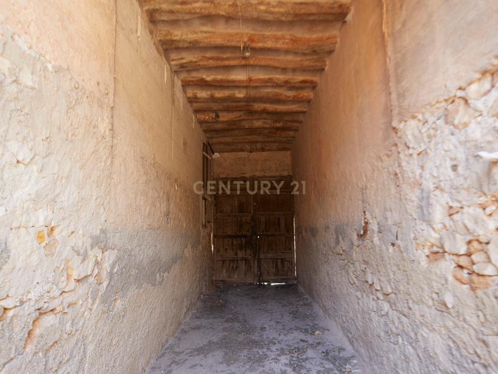 undefined - Image 29