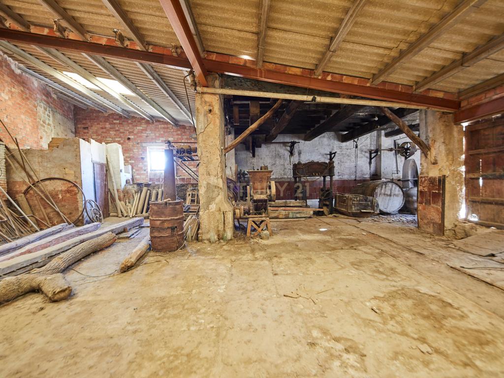 undefined - Image 45