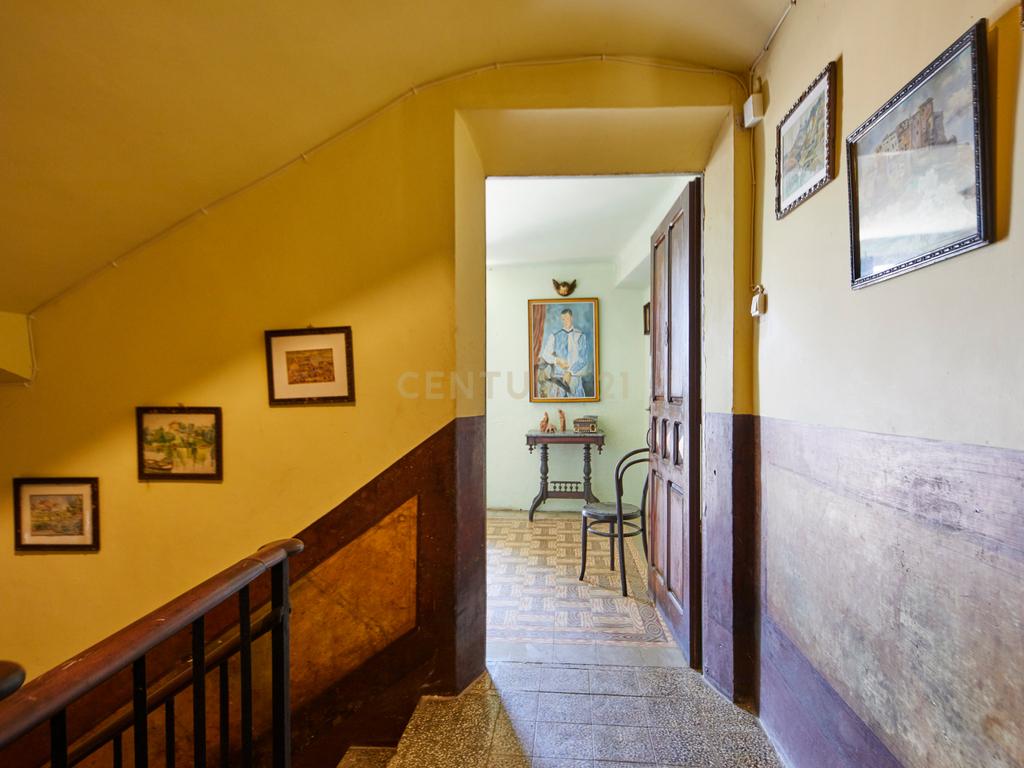 undefined - Image 13