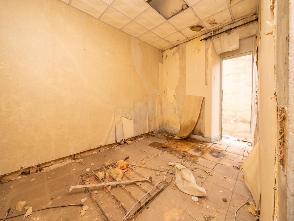 Edifício para Reabilitação Total no Bairro Salgado, Setúbal Bonfim composto por 8 apartamentos - Image 15