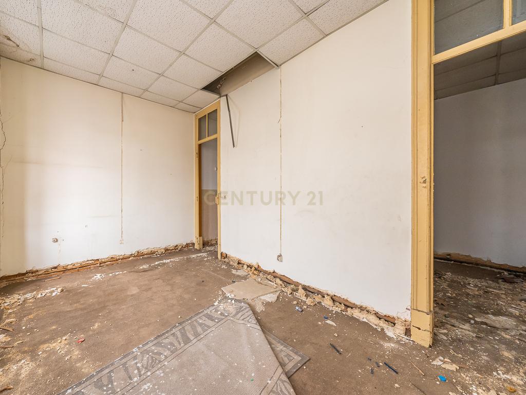 Edifício para Reabilitação Total no Bairro Salgado, Setúbal Bonfim composto por 8 apartamentos - Image 19